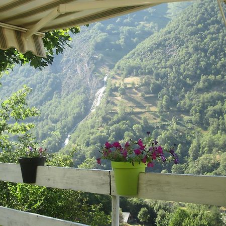 Gite Eslias Viella  Εξωτερικό φωτογραφία